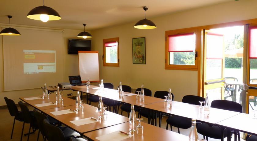 B&B Hotel Angers Parc Expos Verrieres-en-Anjou ภายนอก รูปภาพ