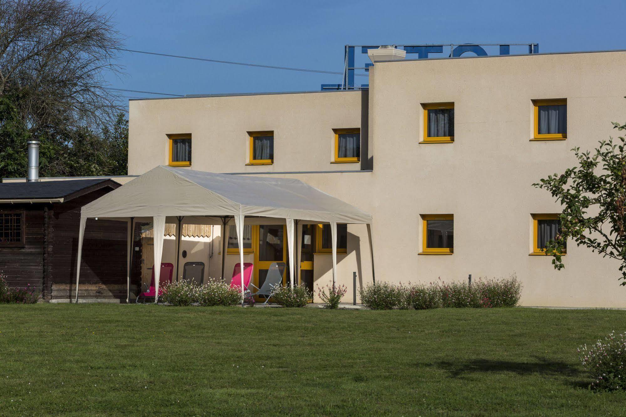 B&B Hotel Angers Parc Expos Verrieres-en-Anjou ภายนอก รูปภาพ